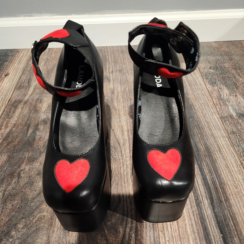 Lamoda Heart Platforms